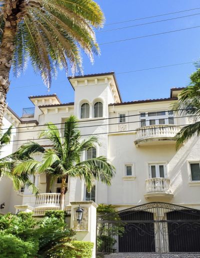 Galeria Proyectos Marbesur 0000 Palm Trees By Residential Building Against Sky
